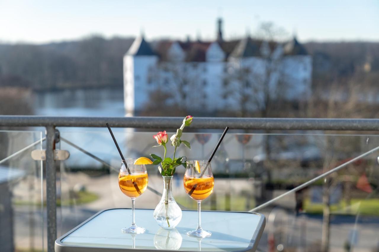 Hotel Am Wasserschloss グリュックスブルク エクステリア 写真